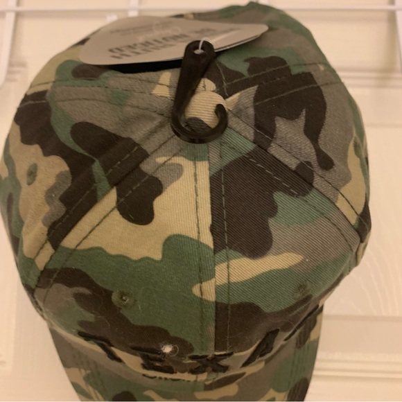 Robin Ruth Camouflage Texas Hat - Picture 4 of 11